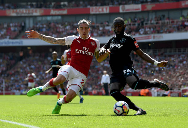 对年轻球员 对年轻球员